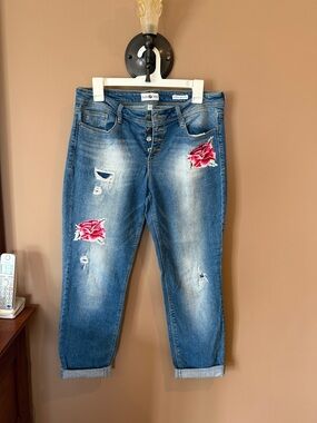 Embroidered Rose Boyfriend Jeans in Medium Blue
